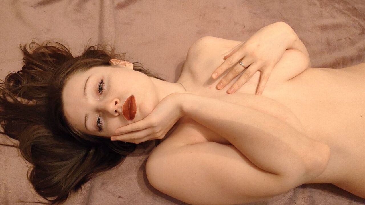 Live Porn Camera of JuliaMoreau